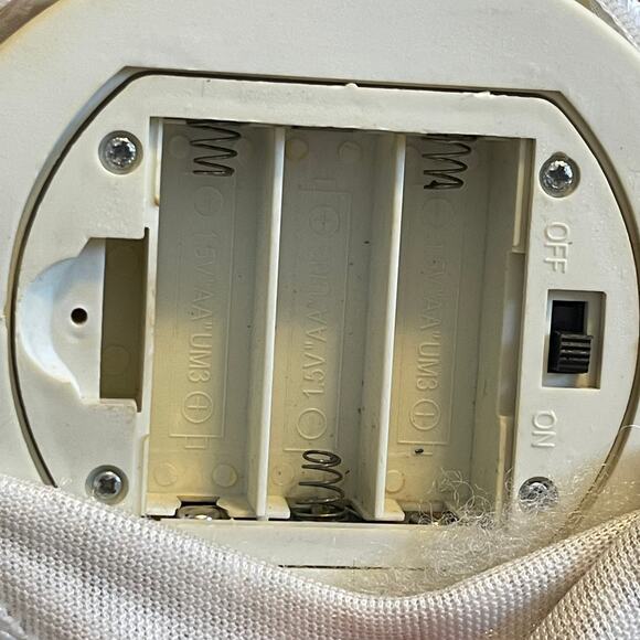 Chantilly Lane VTG Musical Bear Suzie Sing "Girls Just Want to Have Fun" TESTED - Picture 9 of 11